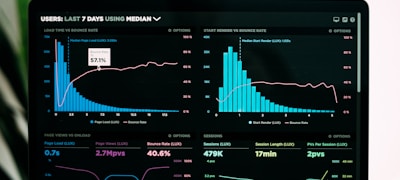 数据分析仪表盘展示实时比赛数据